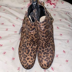 NWT Leopard Booties size 11